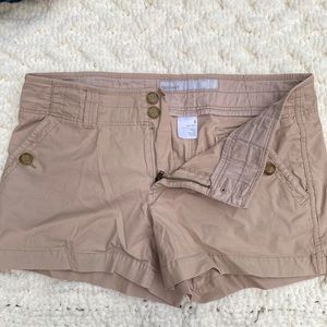 Old Navy khaki shorts